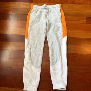 TNA/ARITZIA Sweat Pants Size SM